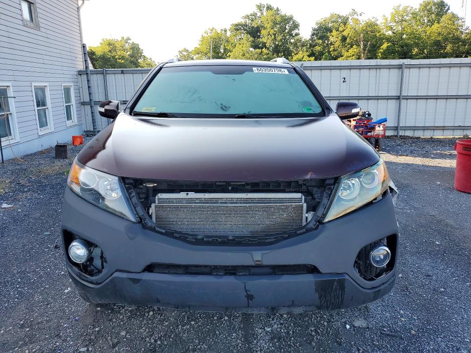 Photo 5 from auction – 2012 KIA SORENTO with VIN 5XYKT3A69CG241655