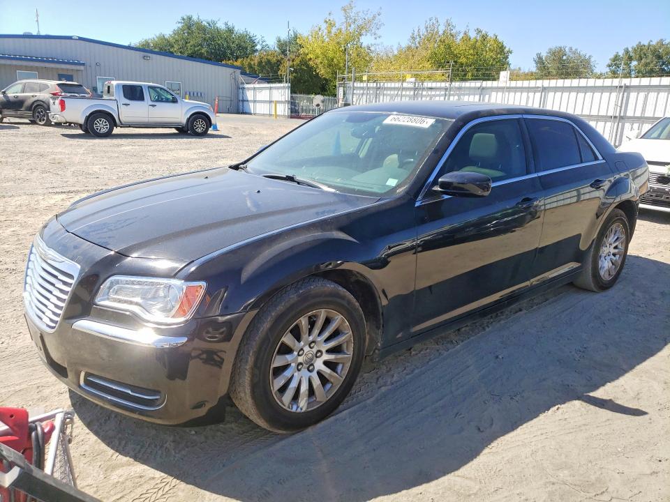 CHRYSLER 300 2014 with VIN 2C3CCAAG8EH157529 - Photo from auction