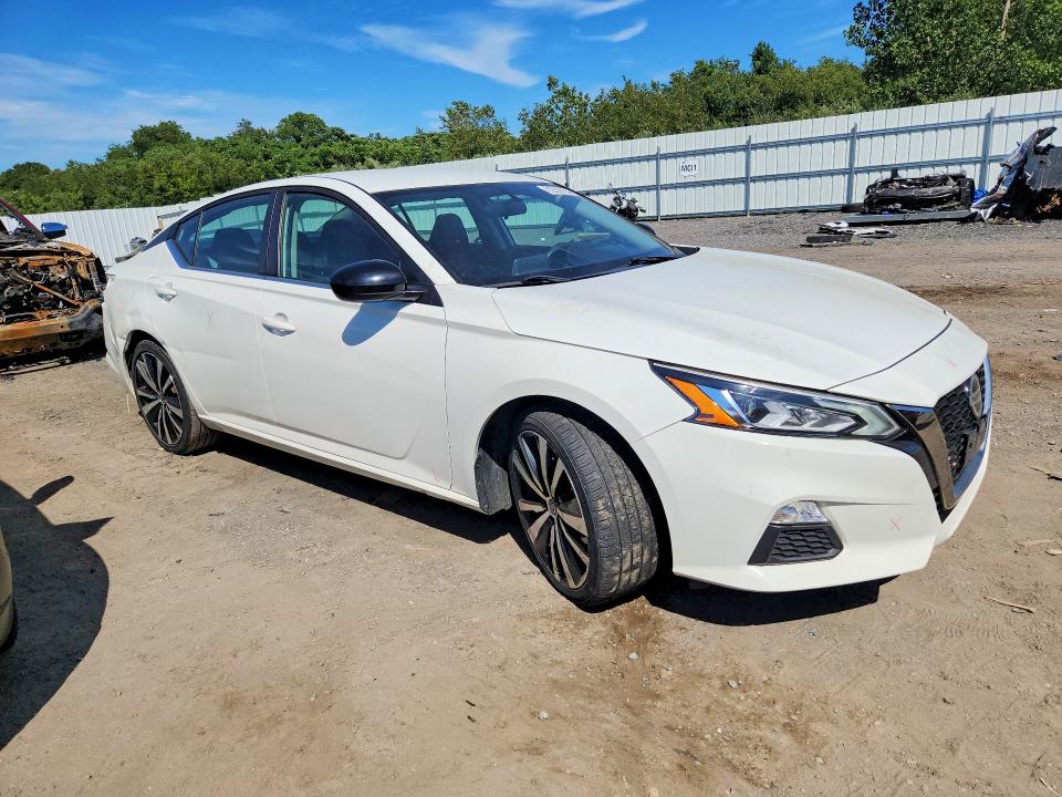 Photo 4 from auction – 2019 NISSAN ALTIMA with VIN 1N4BL4CV4KC174157