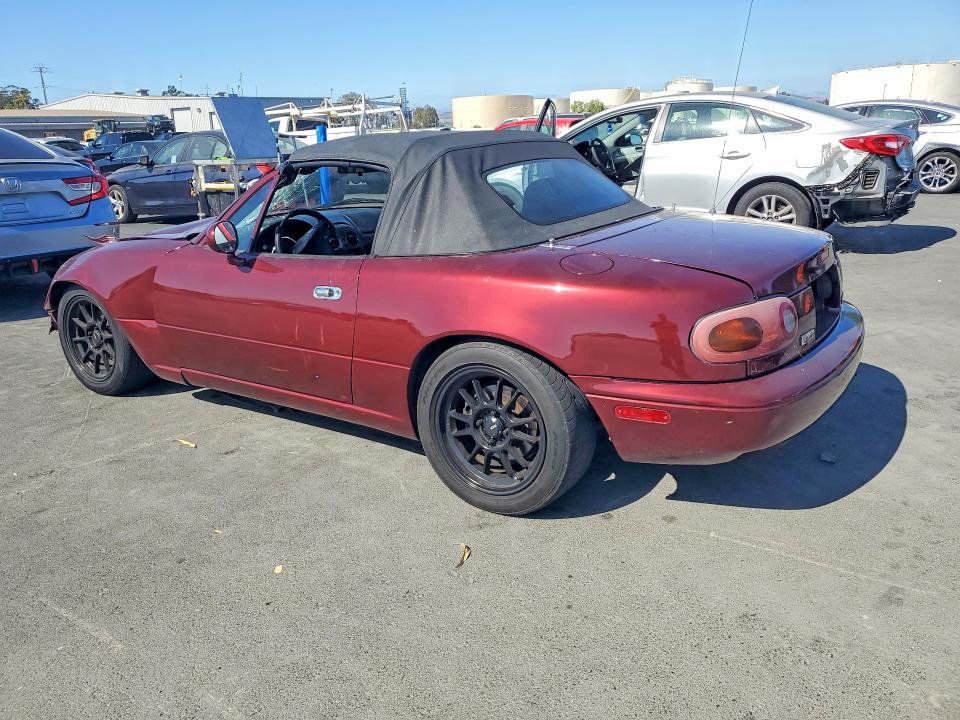 Photo 2 from auction – 1996 MAZDA MX-5 MIATA with VIN JM1NA3530T0718742