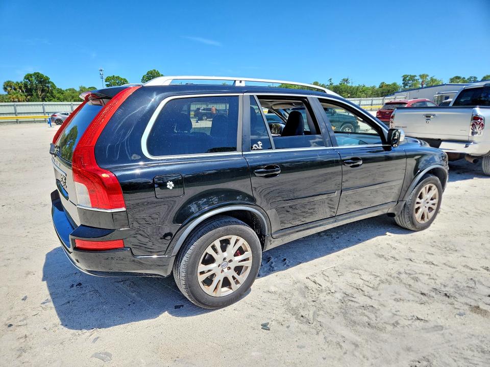 Photo 3 from auction – 2013 VOLVO XC90 with VIN YV4952CY8D1661794
