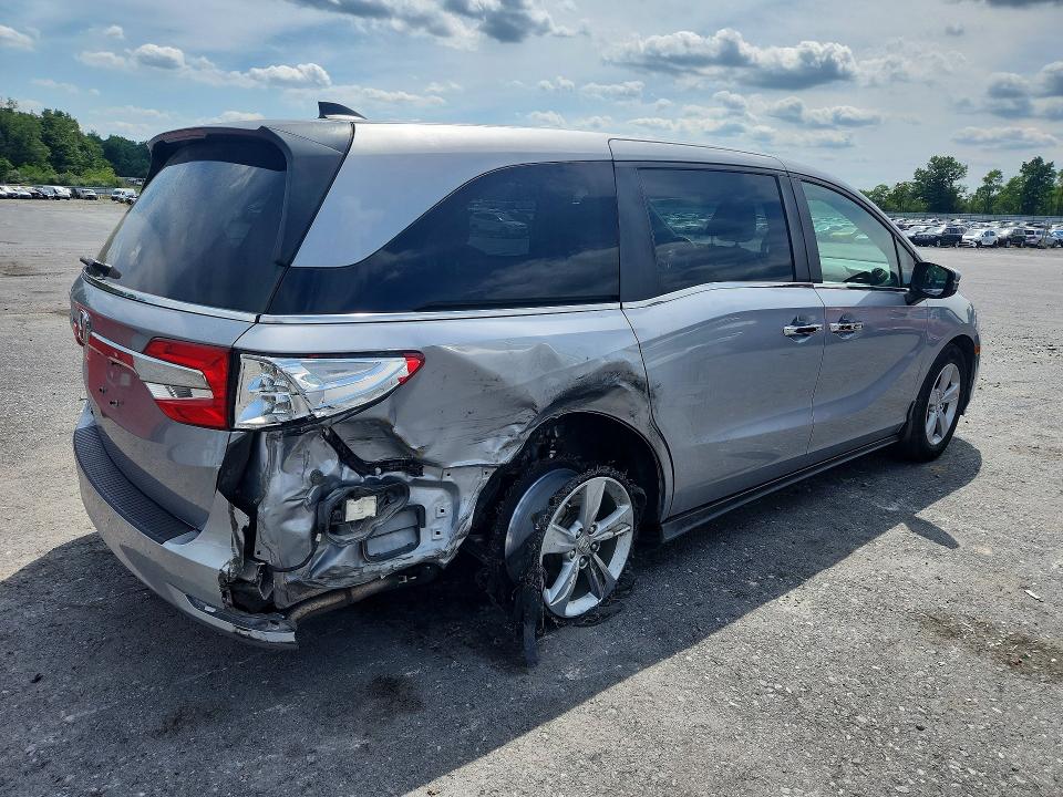 Photo 3 from auction – 2019 HONDA ODYSSEY with VIN 5FNRL6H74KB004320