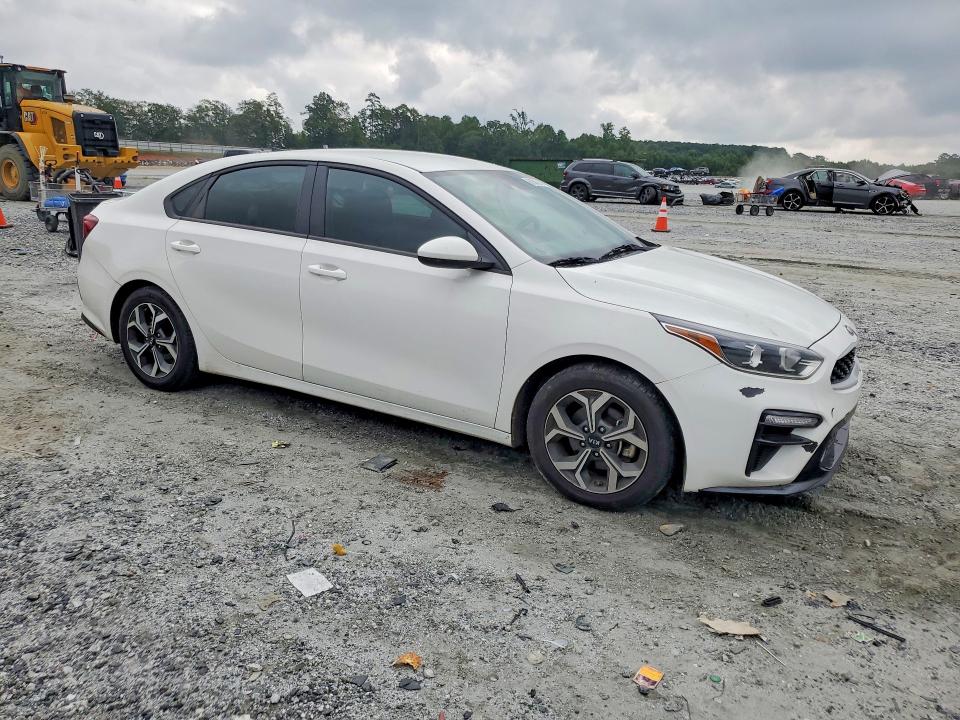 Photo 4 from auction – 2021 KIA FORTE with VIN 3KPF24AD5ME383167