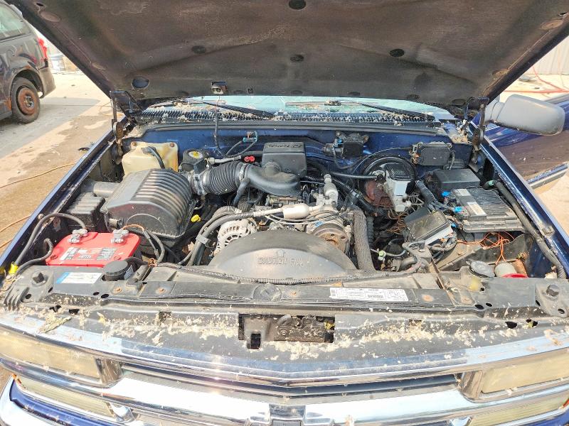 Photo 11 from auction – 1998 CHEVROLET GMT-400 with VIN 2GCEK19RXW1143963