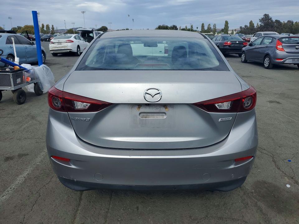 Photo 6 from auction – 2016 MAZDA 3 with VIN JM1BM1U72G1336747