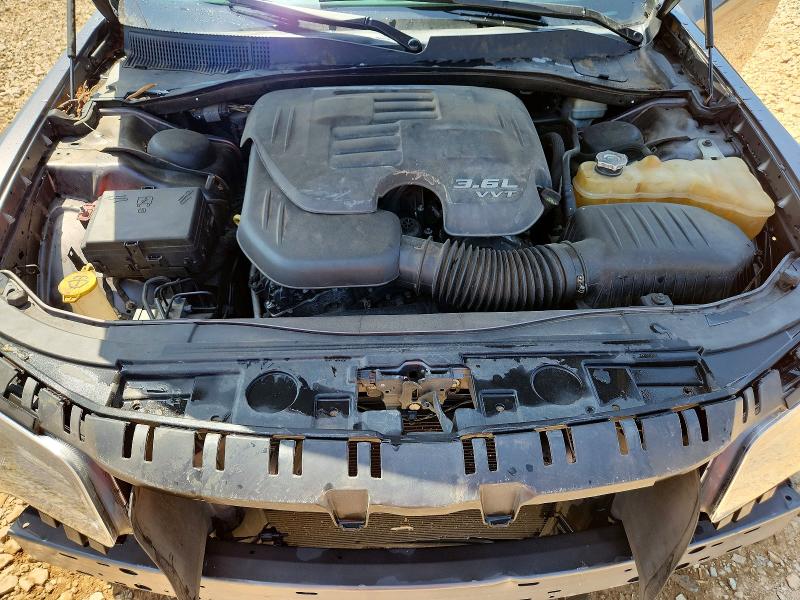 Photo 11 from auction – 2014 CHRYSLER 300 with VIN 2C3CCABG9EH355535