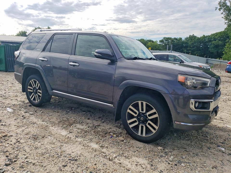 Photo 4 from auction – 2016 TOYOTA 4RUNNER with VIN JTEBU5JR1G5334733