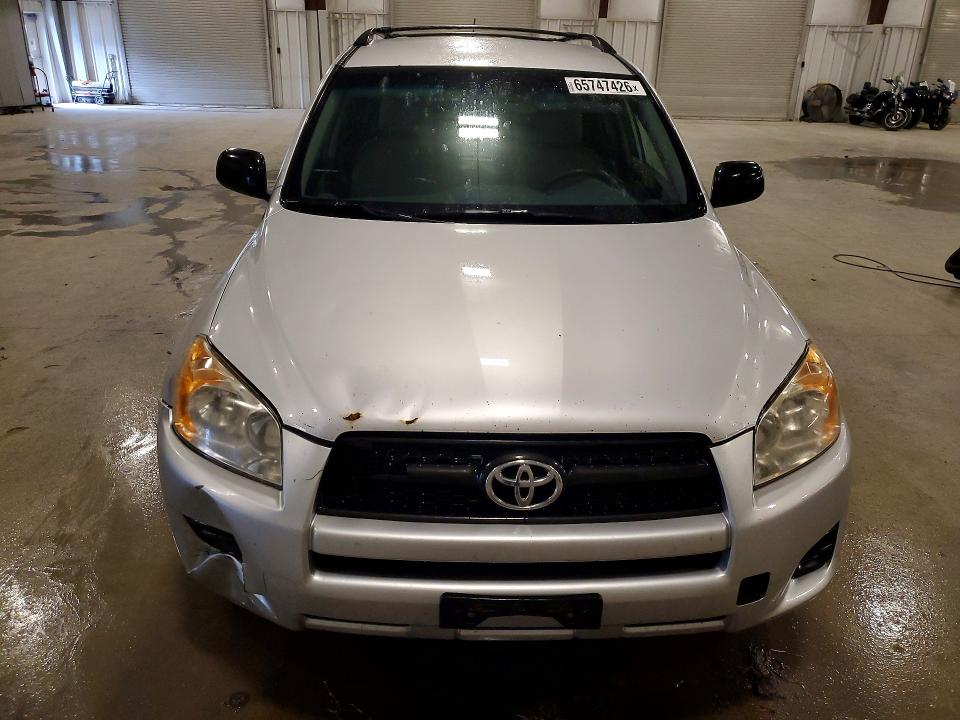 Photo 5 from auction – 2009 TOYOTA RAV4 with VIN JTMBF33V19D010719