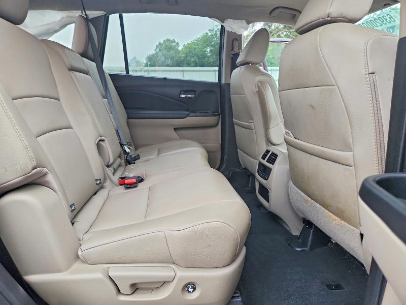 Photo 11 from auction – 2019 HONDA PILOT with VIN 5FNYF6H51KB018399
