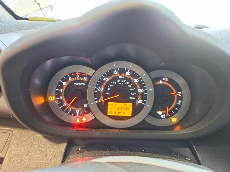 Photo 9 from auction – 2006 TOYOTA RAV4 with VIN JTMBD32V566022427