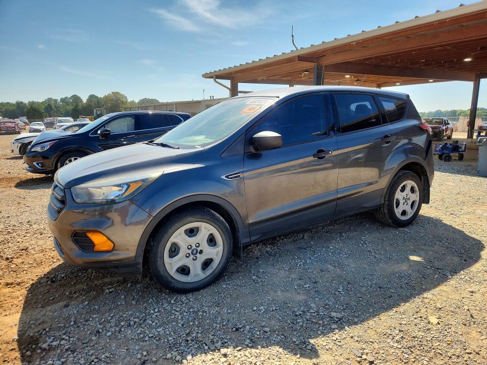 Снимка 1 от търг – 2018 FORD ESCAPE с VIN 1FMCU0F77JUA94230