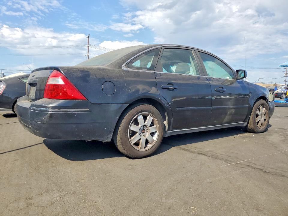 Photo 3 from auction – 2005 FORD FIVE HUNDRED with VIN 1FAFP26155G201611