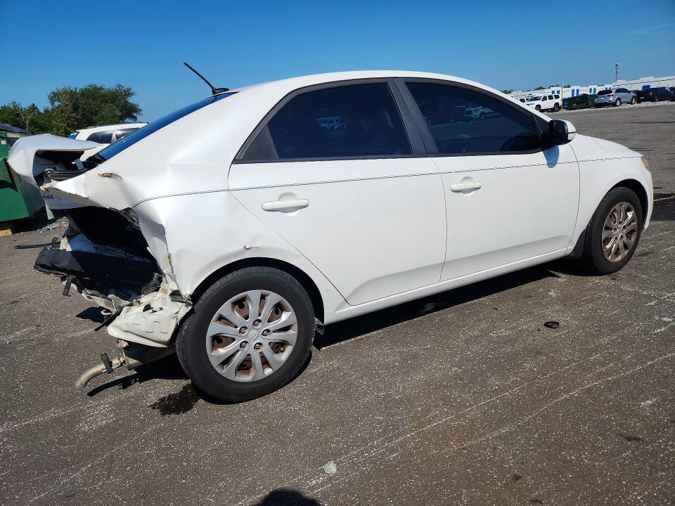 Zdjęcie 3 z aukcji – 2013 KIA FORTE z VIN KNAFU4A21D5654453
