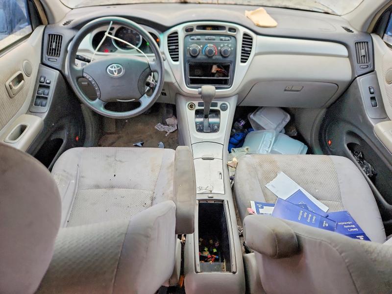 Photo 8 from auction – 2005 TOYOTA HIGHLANDER with VIN JTEDP21A250083949