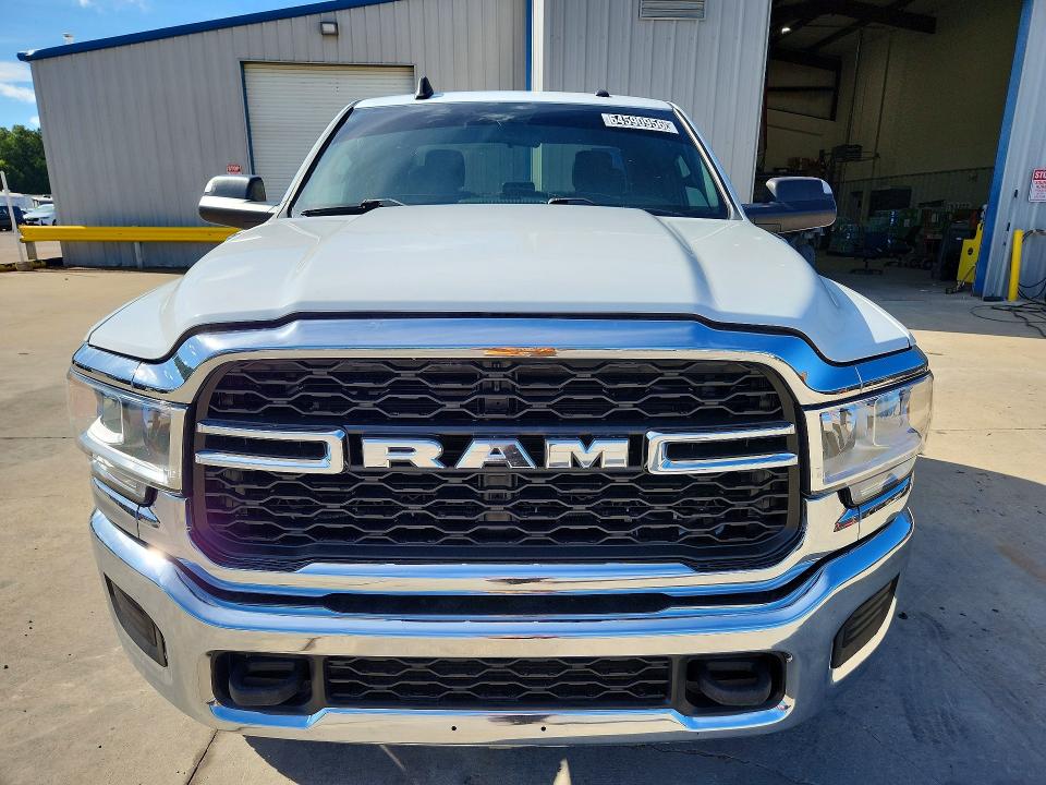 Photo 5 from auction – 2022 RAM 2500 with VIN 3C6UR5CLXNG369291