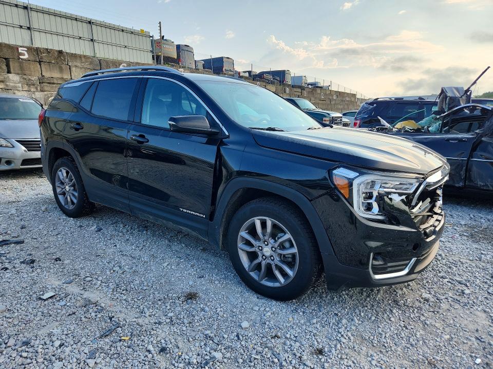 Photo 4 from auction – 2023 GMC TERRAIN with VIN 3GKALVEGXPL187635