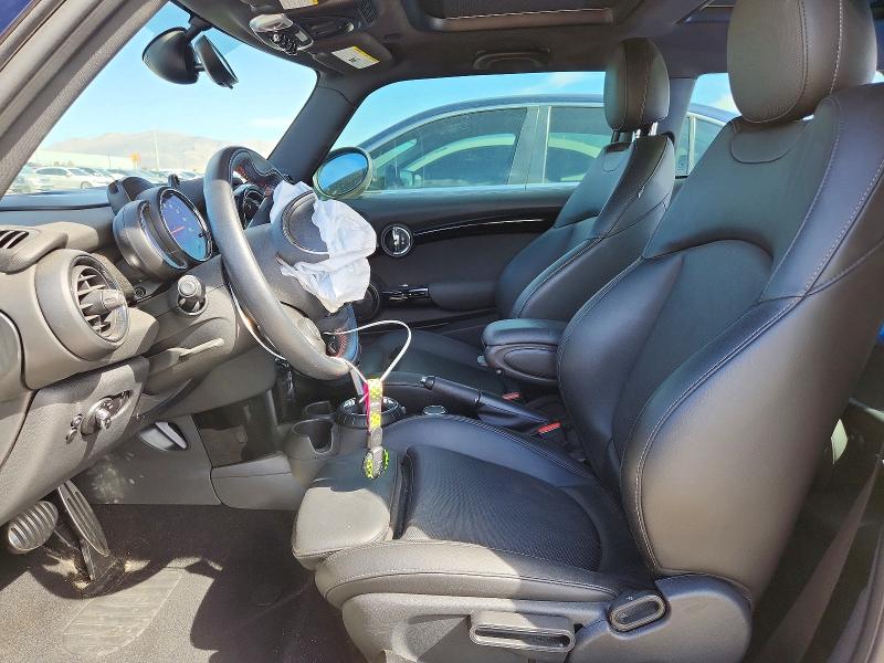 Photo 7 from auction – 2016 MINI COOPER with VIN WMWXP7C50G2A42564