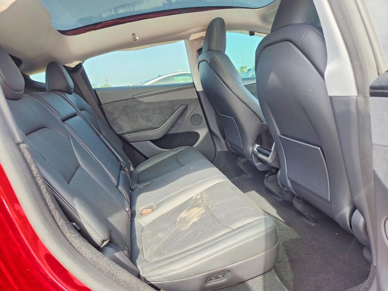 Снимка 10 от търг – 2026 TESLA MODEL Y с VIN 7SAYGDEE6TA380719