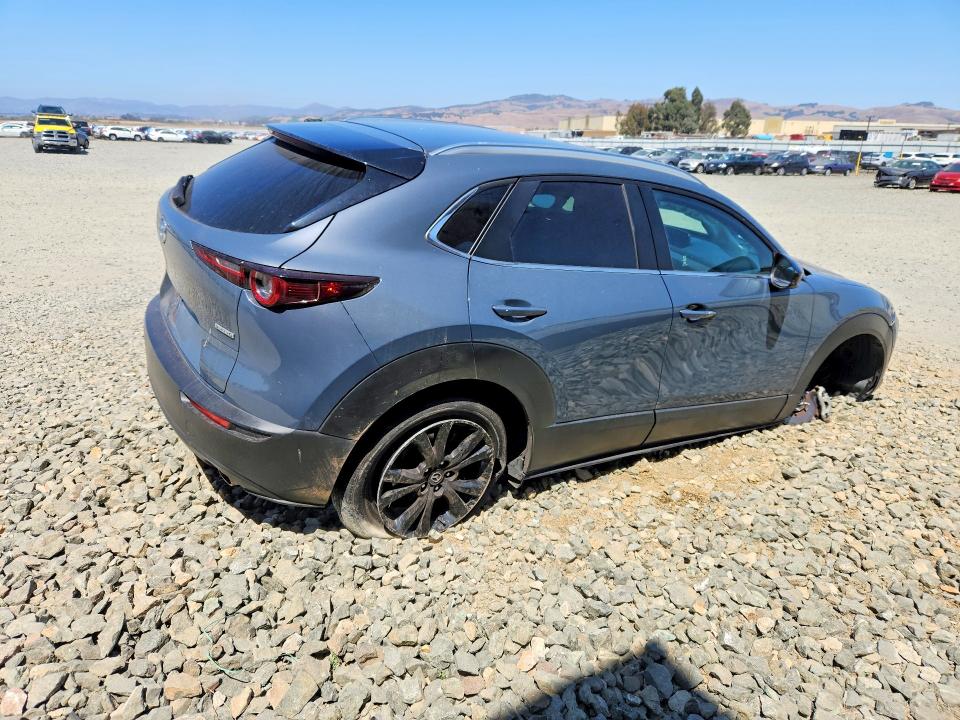 Photo 3 from auction – 2023 MAZDA CX-30 with VIN 3MVDMBCM4PM560870