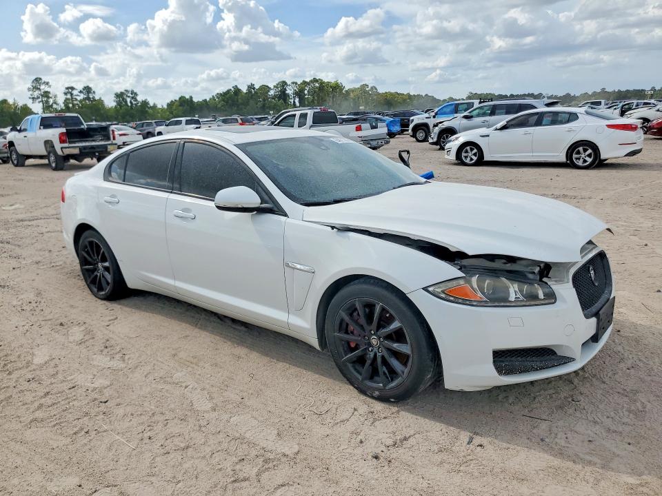 Photo 4 from auction – 2013 JAGUAR XF with VIN SAJWA0ES8DPS79052