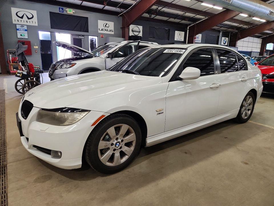 BMW 328 2011 with VIN WBAPK5G57BNN30329 - Photo from auction
