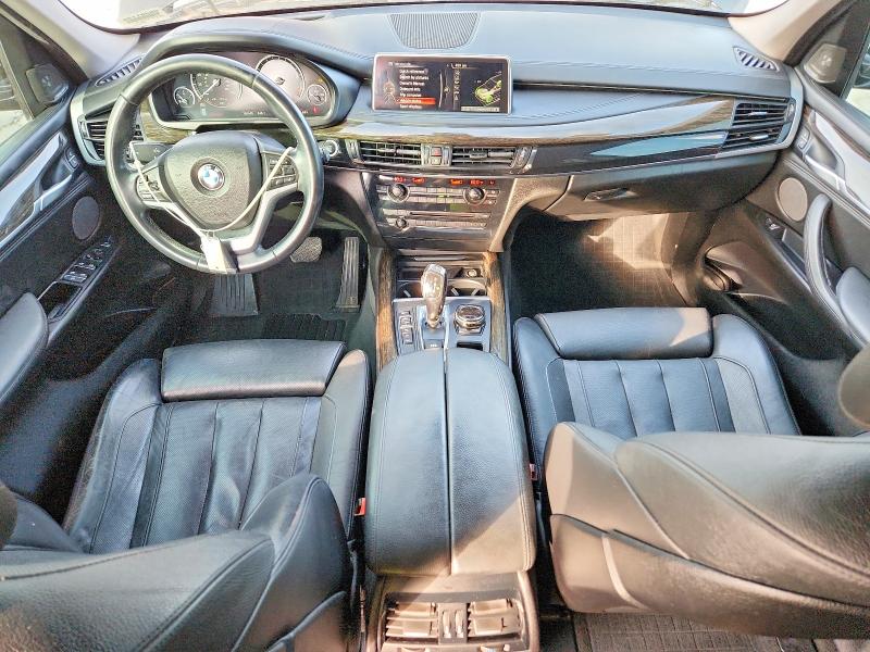 Zdjęcie 8 z aukcji – 2016 BMW X5 z VIN 5UXKR6C53G0J81130