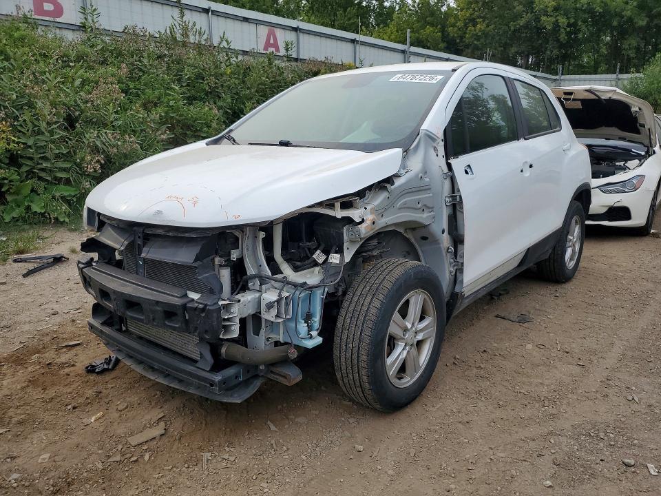 CHEVROLET TRAX 2017 with VIN KL7CJNSBXHB088557 - Photo from auction