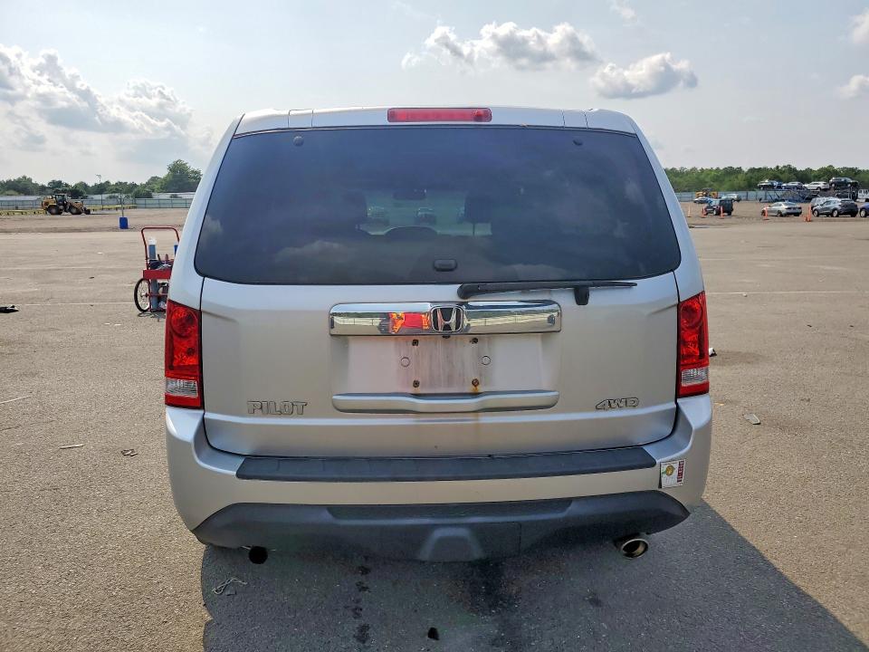 Photo 6 from auction – 2014 HONDA PILOT with VIN 5FNYF4H42EB016077