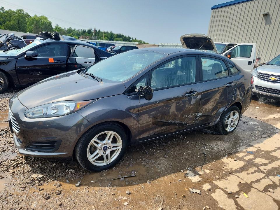 FORD FIESTA 2018 with VIN 3FADP4BJ7JM142277 - Photo from auction