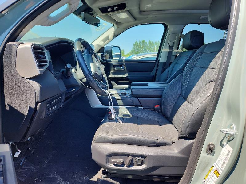Photo 7 from auction – 2024 TOYOTA SEQUOIA with VIN 7SVAAABA3RX027748