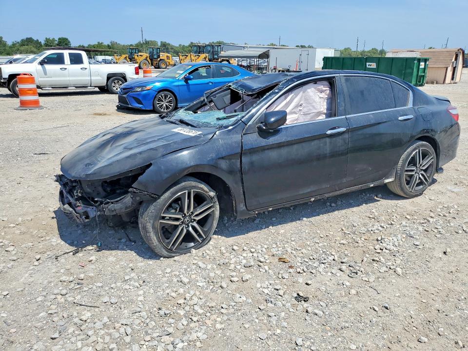 HONDA ACCORD 2017 with VIN 1HGCR2F55HA026263 - Photo from auction