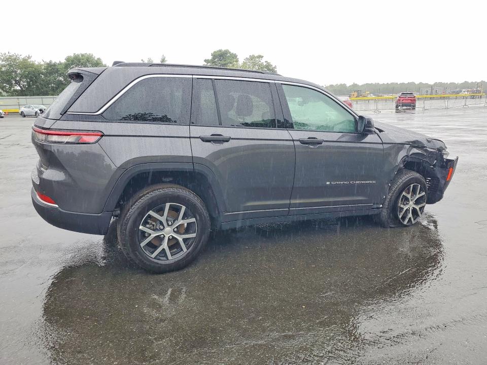 Photo 3 from auction – 2026 JEEP GRAND CHEROKEE with VIN 1C4RJHBR1TC262255