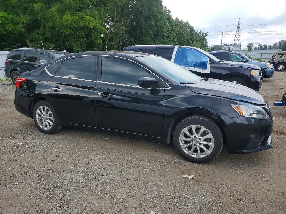 Photo 4 from auction – 2017 NISSAN SENTRA with VIN 3N1AB7AP7HY315398