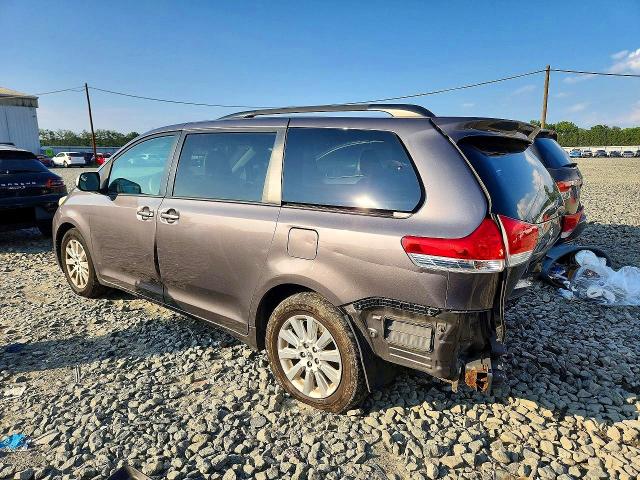 Photo 2 from auction – 2013 TOYOTA SIENNA with VIN 5TDDK3DC1DS053150