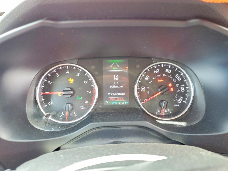 Photo 9 from auction – 2022 TOYOTA RAV4 with VIN 2T3G1RFV0NW324264