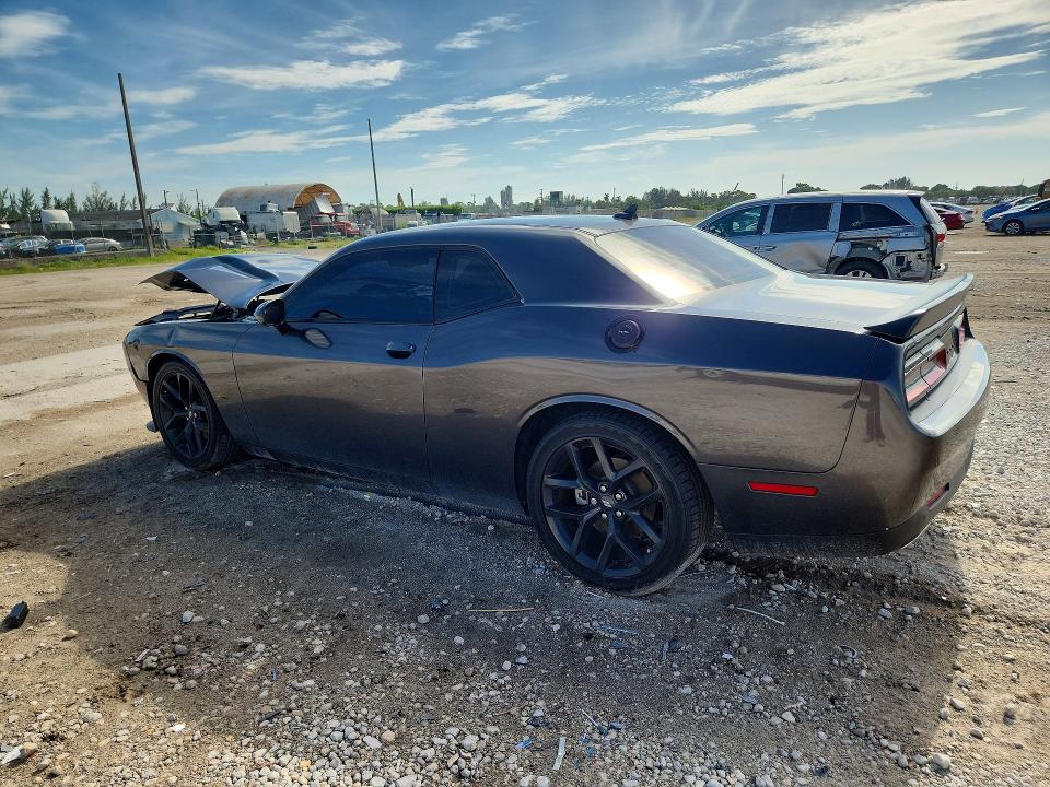 Снимка 2 от търг – 2022 DODGE CHALLENGER с VIN 2C3CDZJG5NH206648