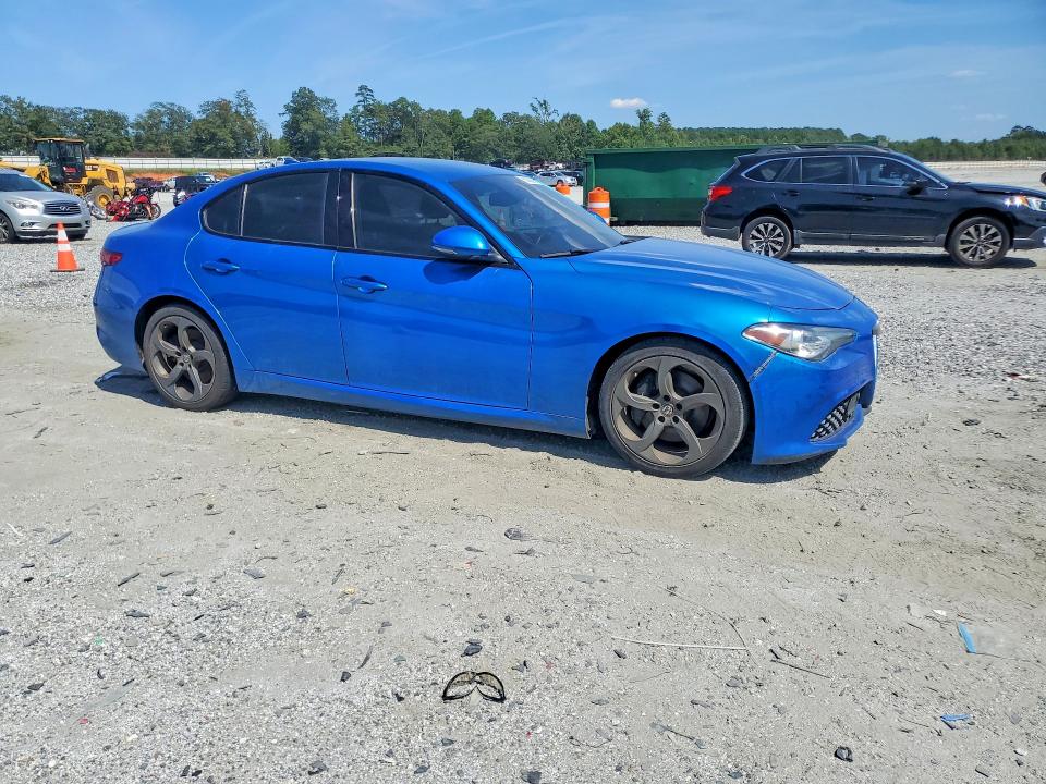 Foto 4 de la subasta – 2018 ALFA ROMEO GIULIA con VIN ZARFAEBN6J7566840