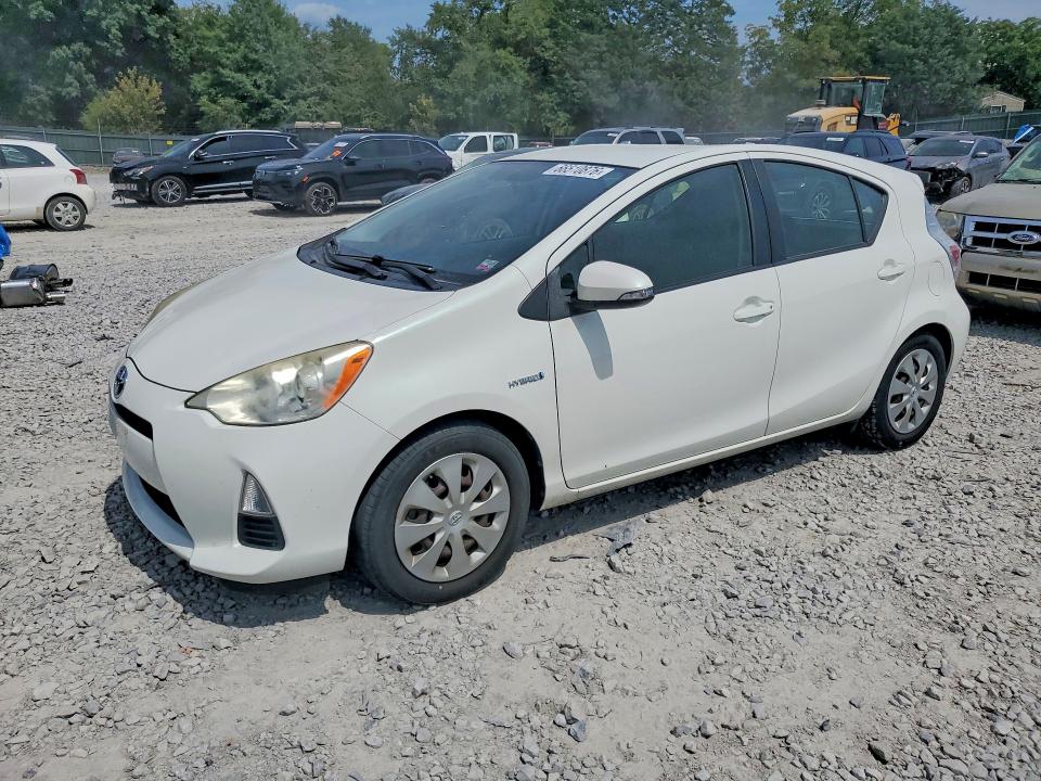 Photo 1 from auction – 2013 TOYOTA PRIUS C with VIN JTDKDTB37D1548728