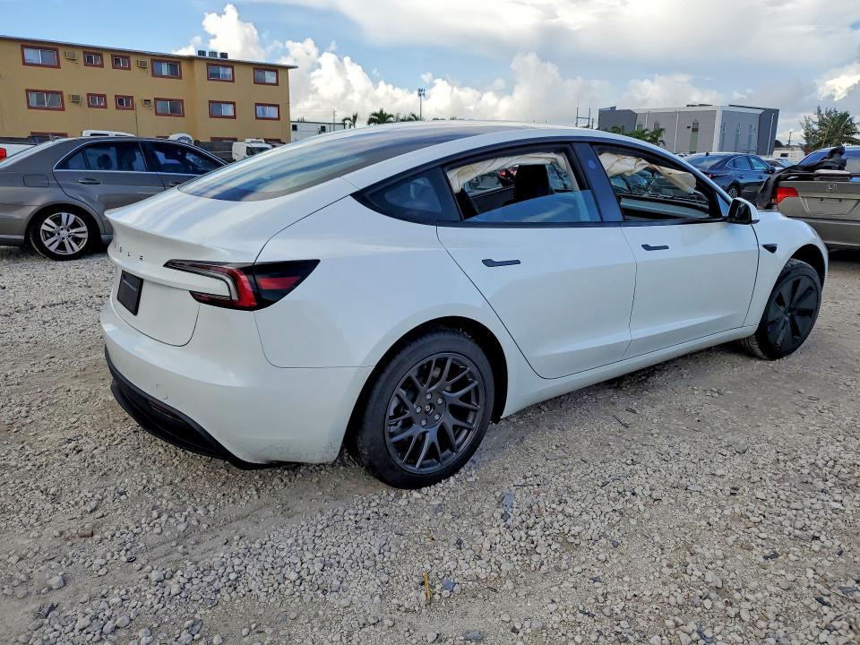 Photo 3 from auction – 2026 TESLA MODEL 3 with VIN 5YJ3E1EA8TF185653