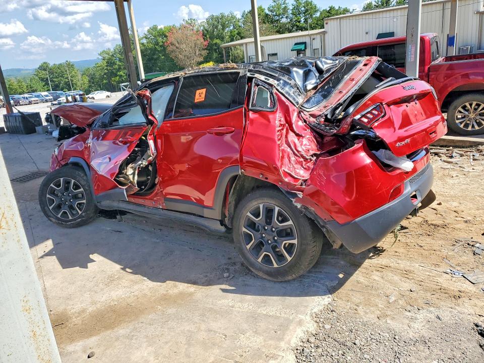 Фото 2 с аукциона – 2019 JEEP COMPASS с VIN 3C4NJDDB5KT627465