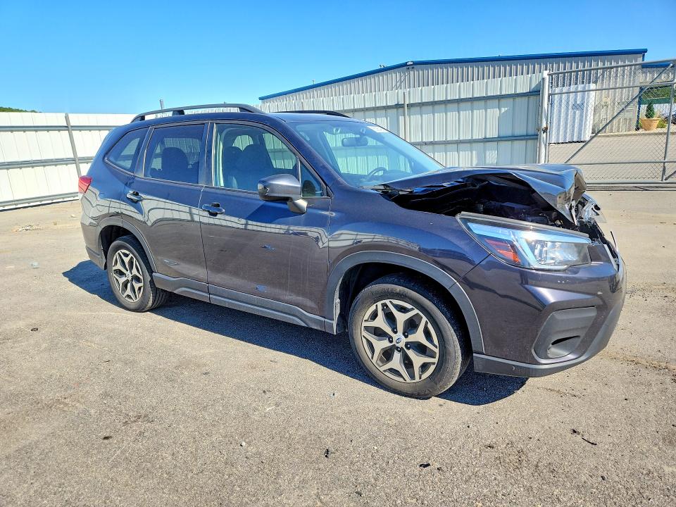 Photo 4 from auction – 2019 SUBARU FORESTER with VIN JF2SKAEC8KH410806