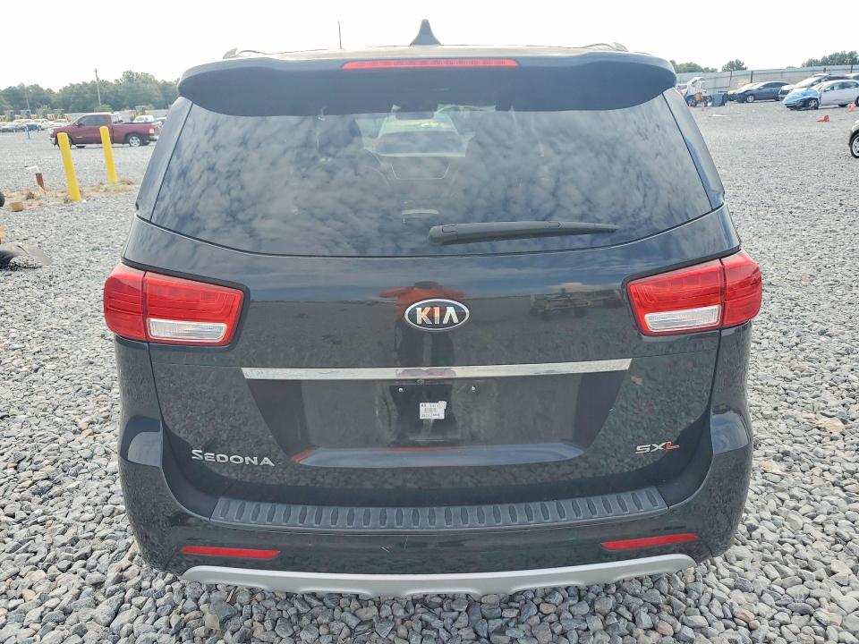 Photo 6 from auction – 2016 KIA SEDONA with VIN KNDME5C11G6171450