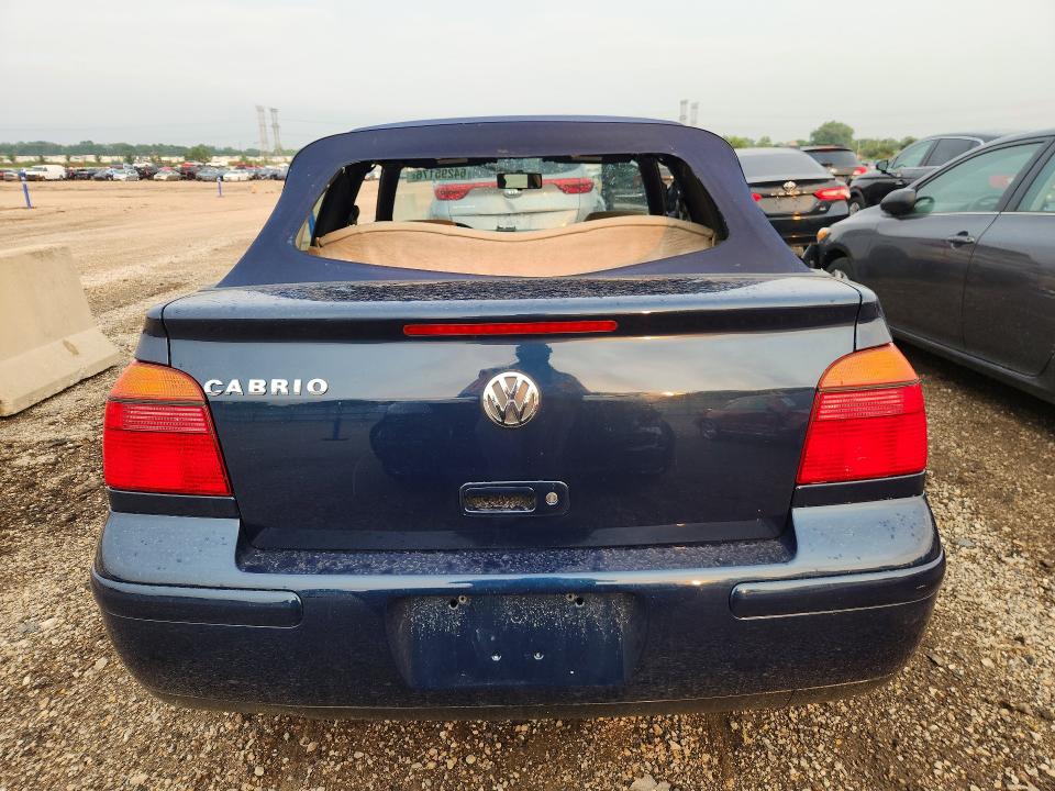 Photo 6 from auction – 2001 VOLKSWAGEN CABRIO with VIN 3VWCC21V11M812946