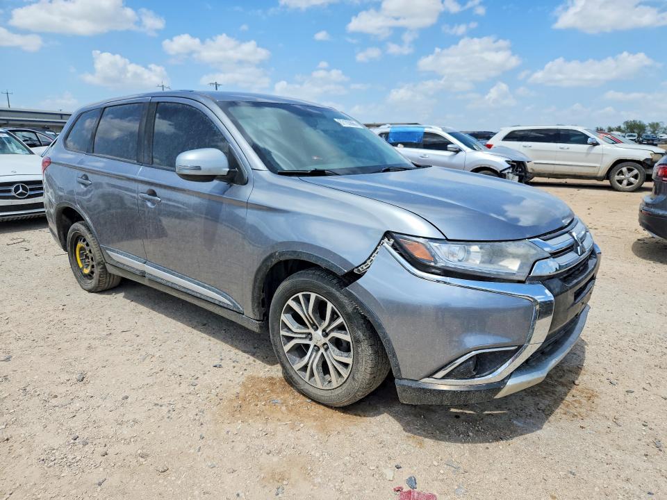 Photo 4 from auction – 2018 MITSUBISHI OUTLANDER with VIN JA4AD2A3XJZ053163