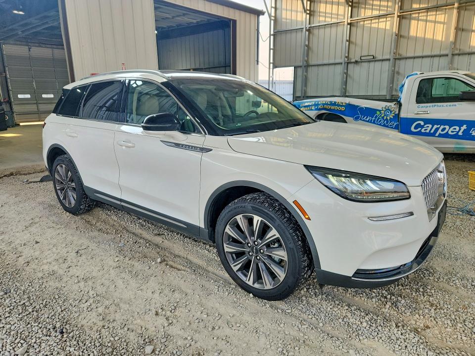 Photo 4 from auction – 2021 LINCOLN CORSAIR with VIN 5LMCJ2C98MUL05463