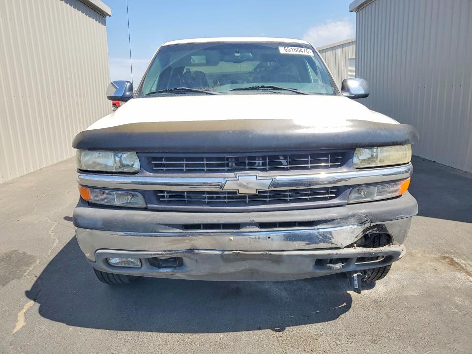 Photo 5 from auction – 2002 CHEVROLET SILVERADO with VIN 1GCGK13U92F215289