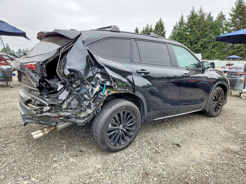 Photo 3 from auction – 2023 TOYOTA HIGHLANDER with VIN 5TDKDRBH5PS524594