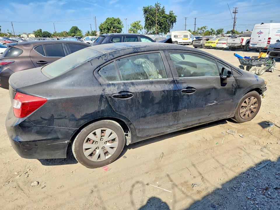 Photo 3 from auction – 2012 HONDA CIVIC with VIN 19XFB2F55CE366941