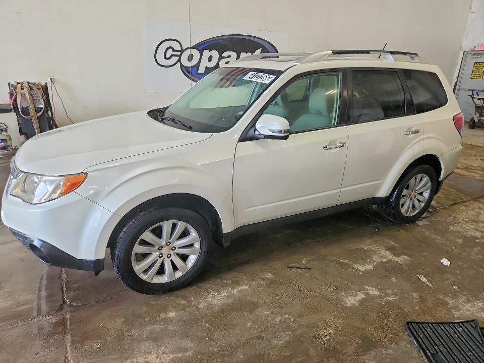 SUBARU FORESTER 2012 with VIN JF2SHAHC8CH462769 - Photo from auction
