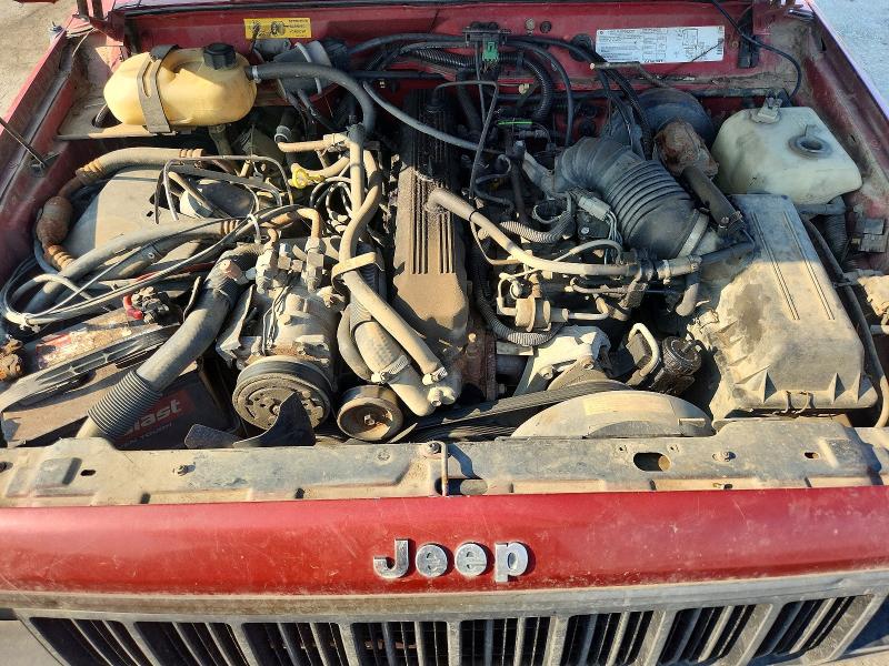Photo 11 from auction – 1990 JEEP CHEROKEE with VIN 1J4FJ38L5LL279028